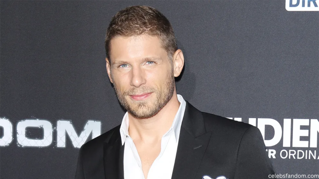 Matt Lauria