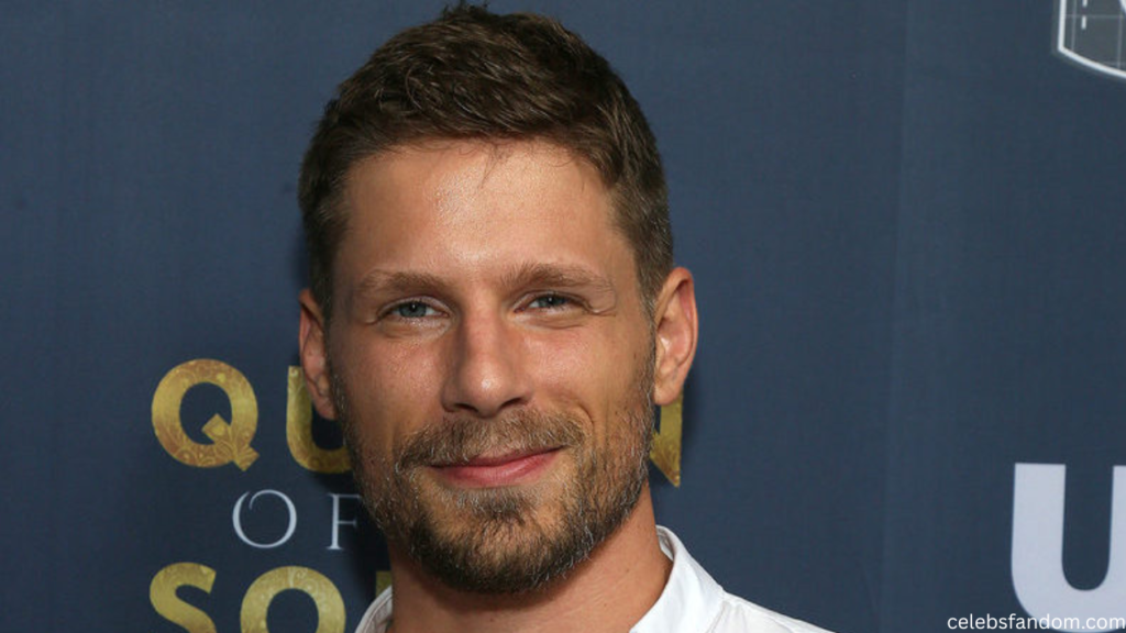 Matt Lauria