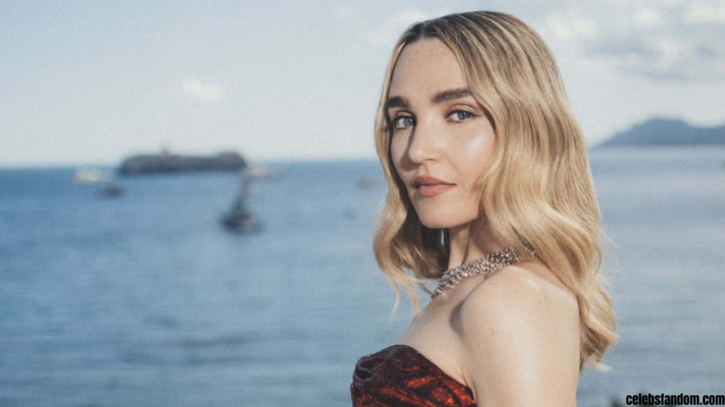 Chloe Fineman